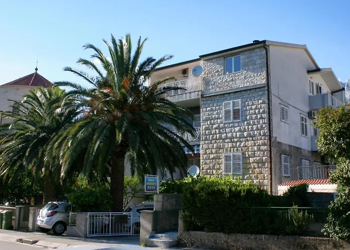 Apartments With Wifi Makarska - 6842